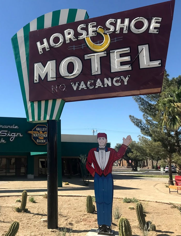 HORSE SHOE MOTEL Image
